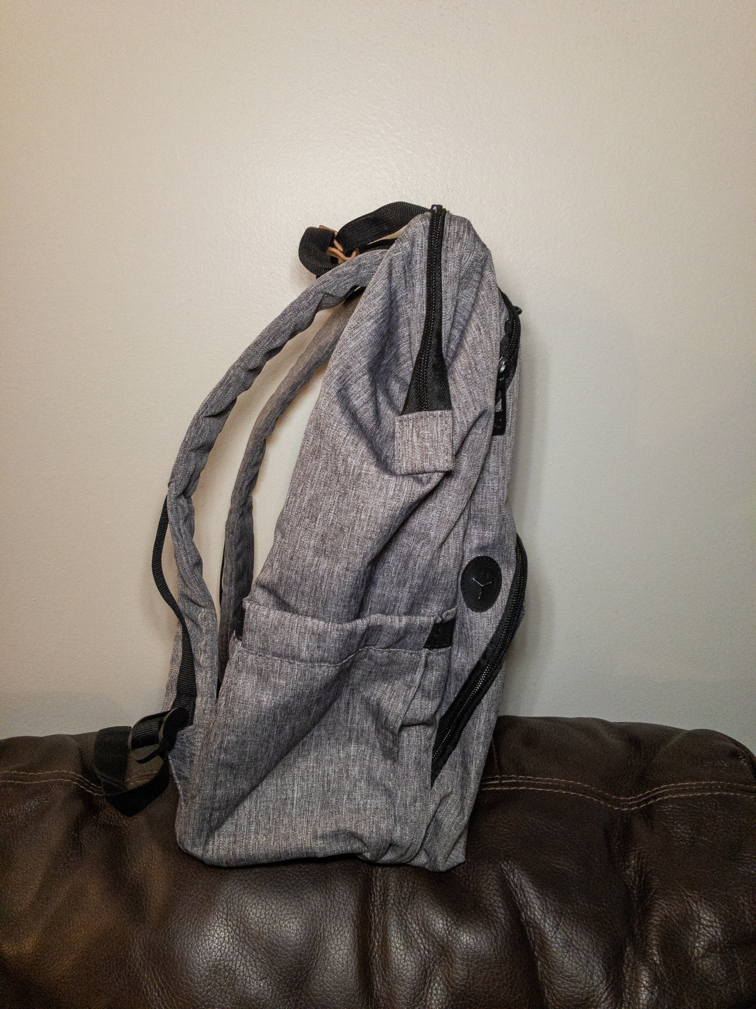 hap-tim-laptop-backpack-review-3.JPG